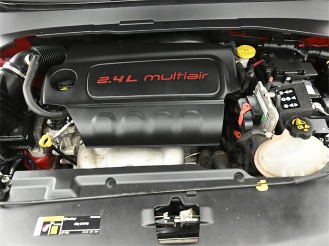 Photo of 2018 Redline Pearlcoat Jeep Compass