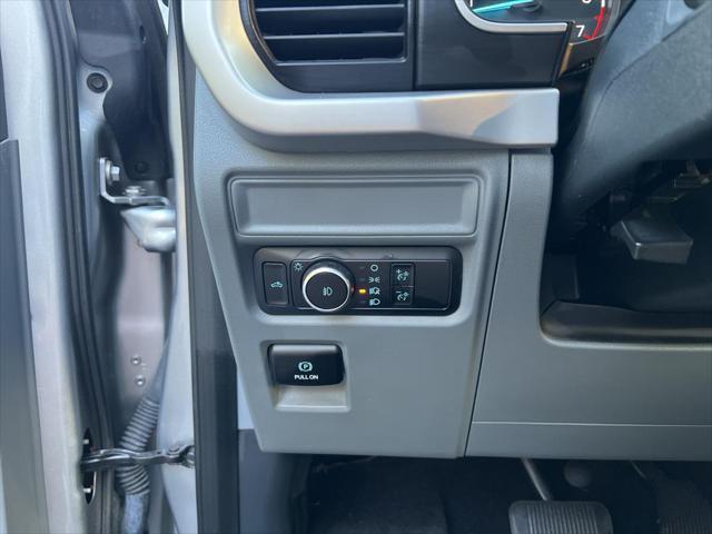 Photo of 2023 Iconic Silver Metallic Ford F-150