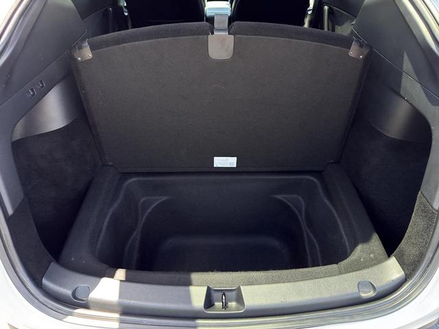 Photo of 2021 Pearl White Multi-Coat Tesla Model Y