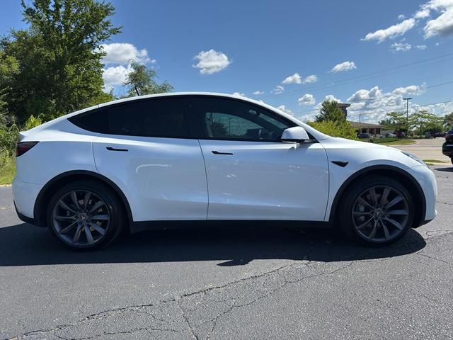 Photo of 2021 Pearl White Multi-Coat Tesla Model Y