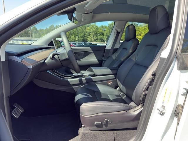 Photo of 2021 Pearl White Multi-Coat Tesla Model Y