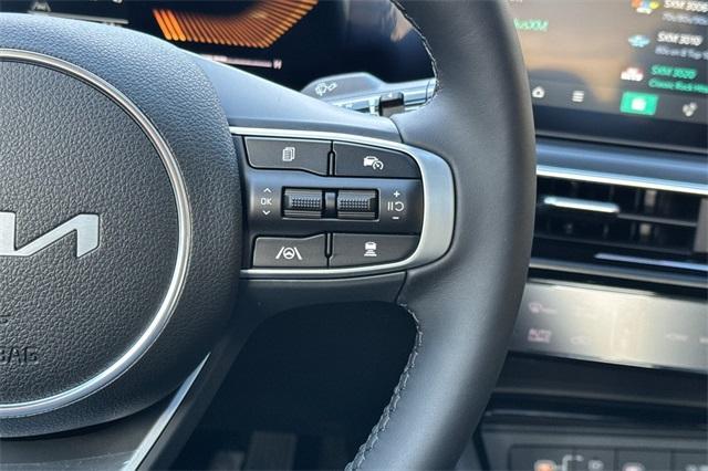 Photo of 2025 Steel Kia K5