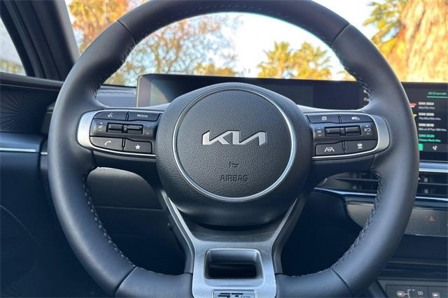 Photo of 2025 Steel Kia K5