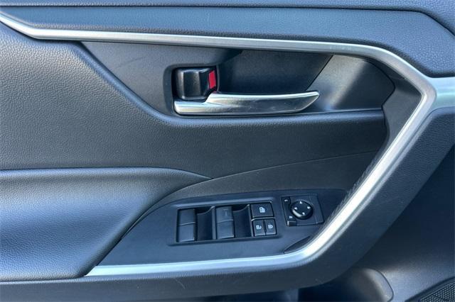Photo of 2021 Gray Toyota RAV4 Hybrid