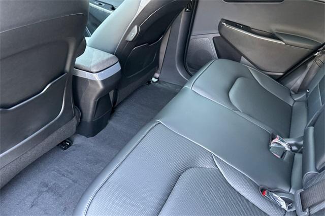 Photo of 2025 Ebony Black Kia EV6