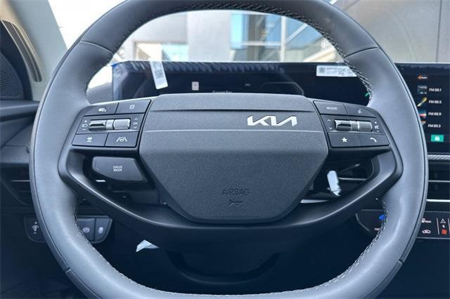 Photo of 2025 Ebony Black Kia EV6