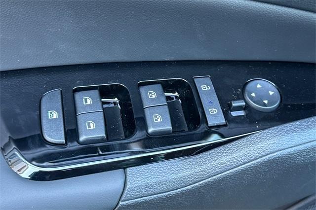 Photo of 2025 Jungle Green Kia Sportage