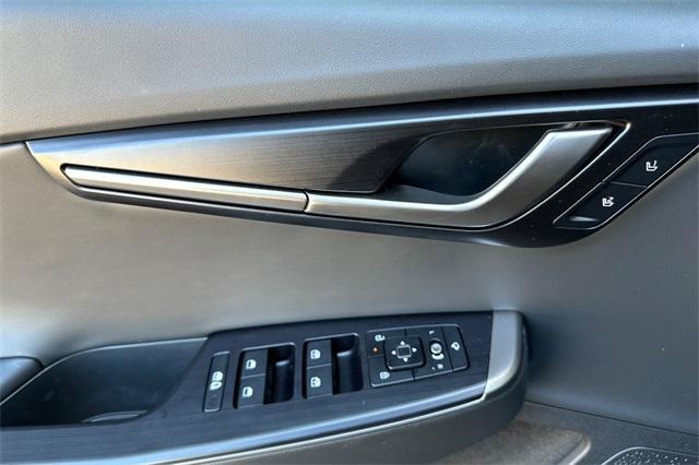 Photo of 2025 Wolf Gray Kia EV6