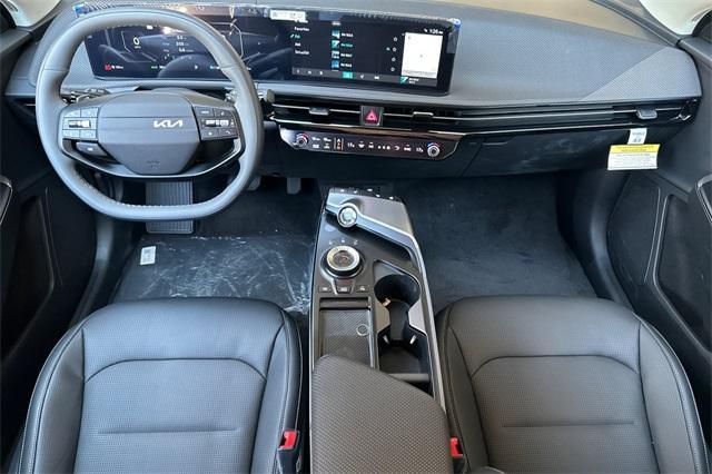 Photo of 2025 Wolf Gray Kia EV6