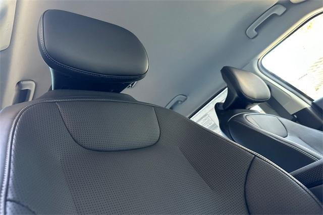 Photo of 2025 Wolf Gray Kia EV6