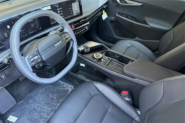 Photo of 2025 Wolf Gray Kia EV6