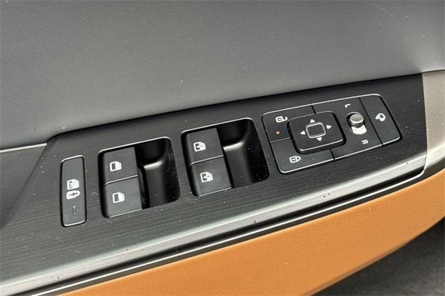 Photo of 2025 Metal Kia EV6