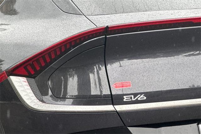 Photo of 2025 Metal Kia EV6