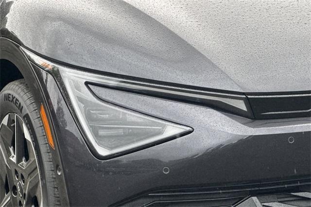 Photo of 2025 Metal Kia EV6