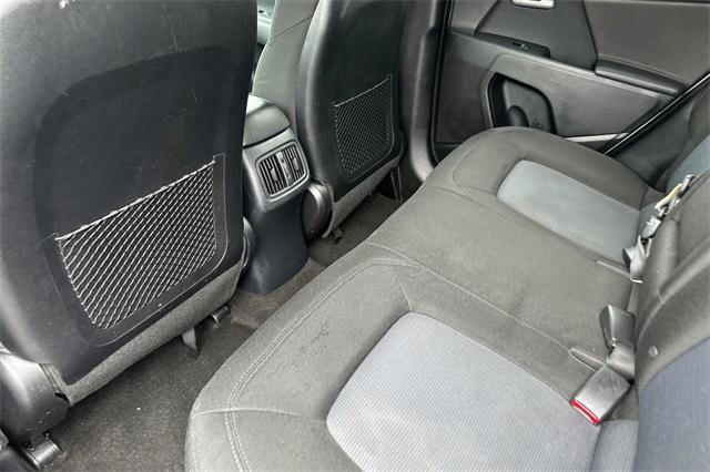 Photo of 2016 Bright Silver Kia Sportage