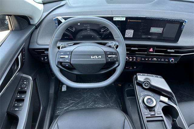 Photo of 2025 Metal Kia EV6