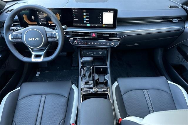 Photo of 2025 Blue Kia K5