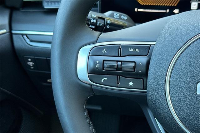 Photo of 2025 Blue Kia K5