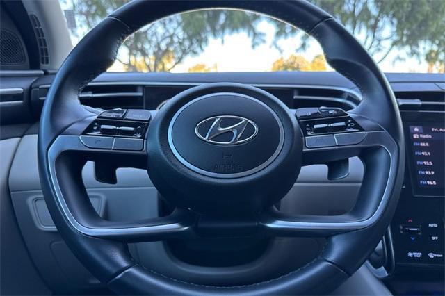 Photo of 2022 Phantom Black Hyundai TUCSON Hybrid