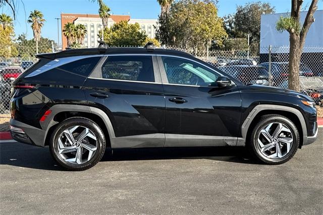Photo of 2022 Phantom Black Hyundai TUCSON Hybrid