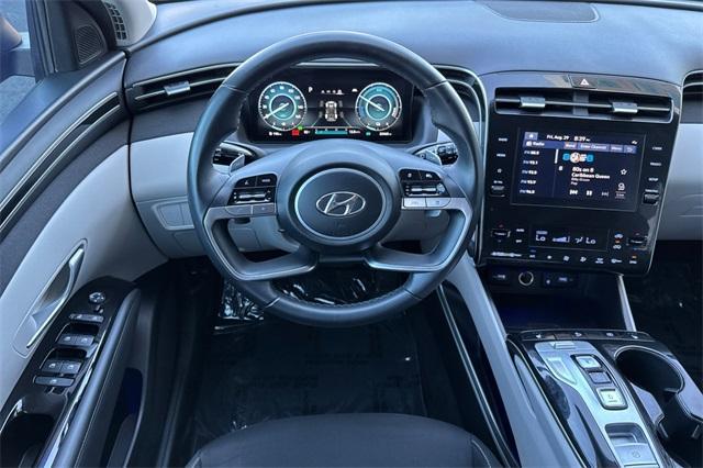 Photo of 2022 Phantom Black Hyundai TUCSON Hybrid