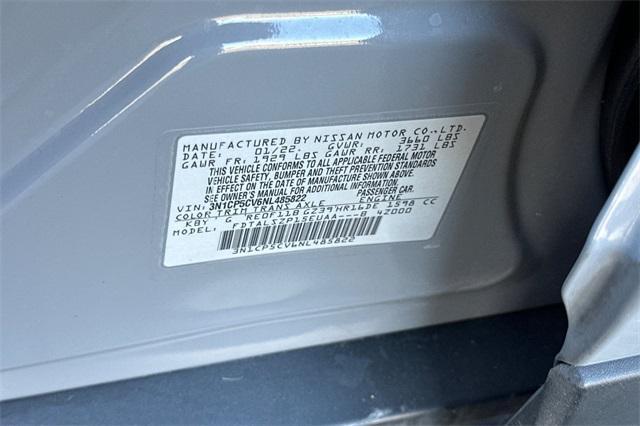 Photo of 2022 Boulder Gray Pearl Nissan Kicks