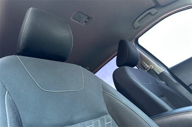 Photo of 2022 Boulder Gray Pearl Nissan Kicks