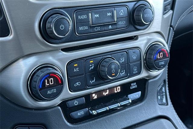 Photo of 2018 Onyx Black GMC Yukon XL