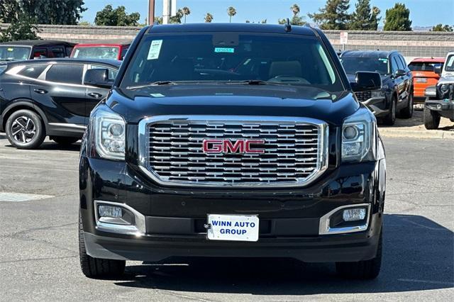 Photo of 2018 Onyx Black GMC Yukon XL