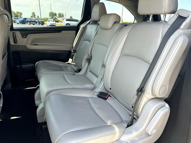 Photo of 2020 GRAY Honda Odyssey