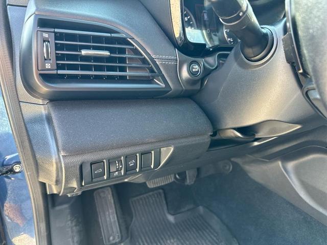 Photo of 2020 Abyss Blue Pearl Subaru Outback