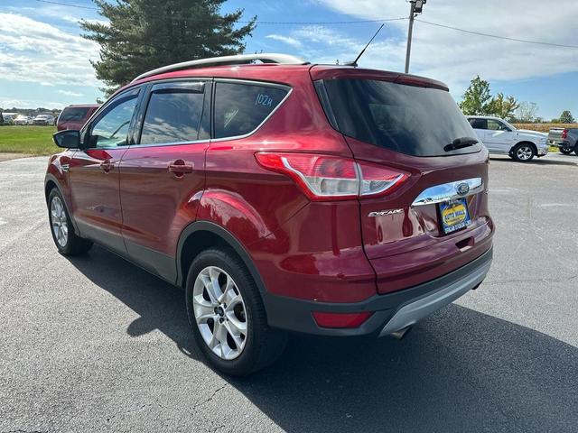 Photo of 2016 Ruby Red Metallic Tinted Clearcoat Ford Escape