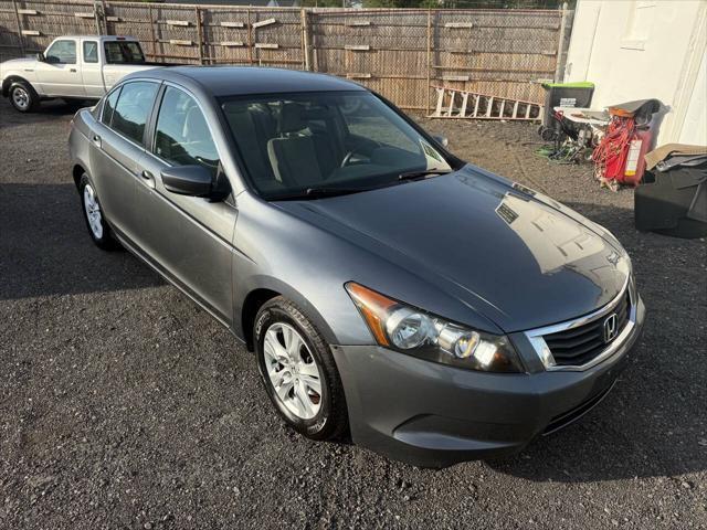 Photo of 2008 Polished Metal Metallic Honda Accord