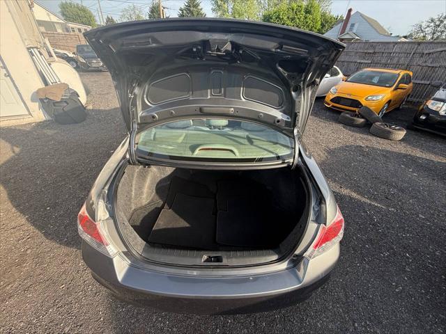 Photo of 2008 Polished Metal Metallic Honda Accord