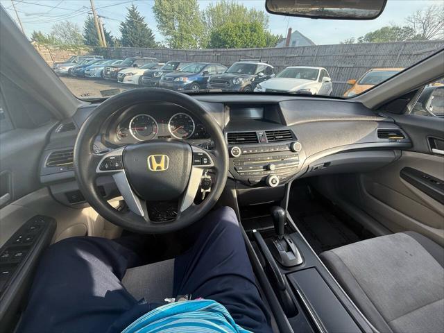 Photo of 2008 Polished Metal Metallic Honda Accord