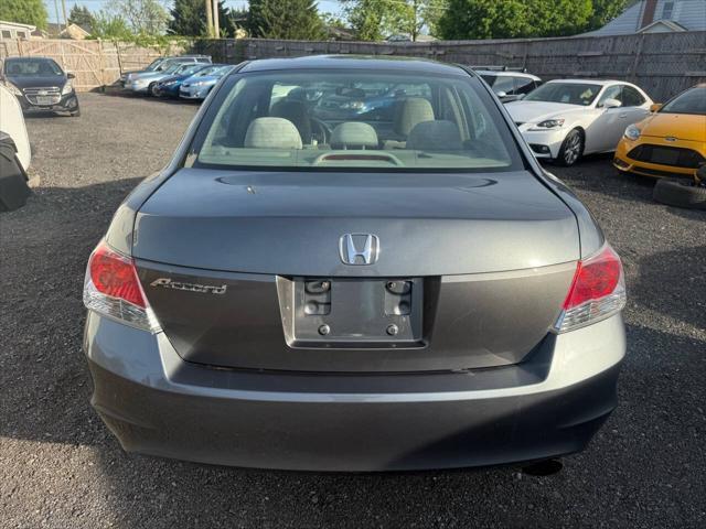 Photo of 2008 Polished Metal Metallic Honda Accord