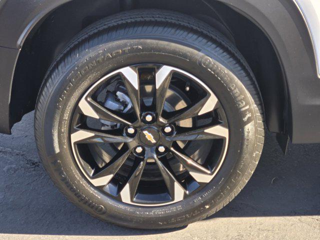 Photo of 2022 Summit White Chevrolet Trailblazer