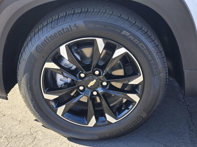 Photo of 2022 Summit White Chevrolet Trailblazer