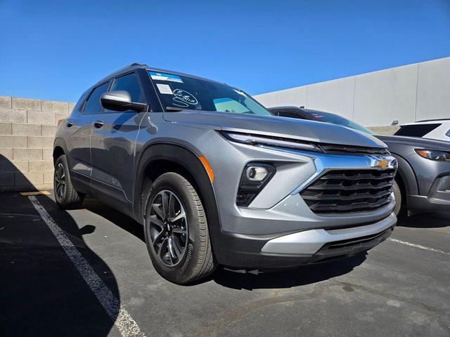 Photo of 2024 Sterling Gray Metallic Chevrolet Trailblazer