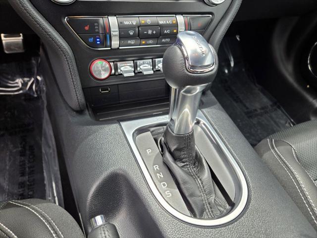 Photo of 2023 Gray Metallic Ford Mustang