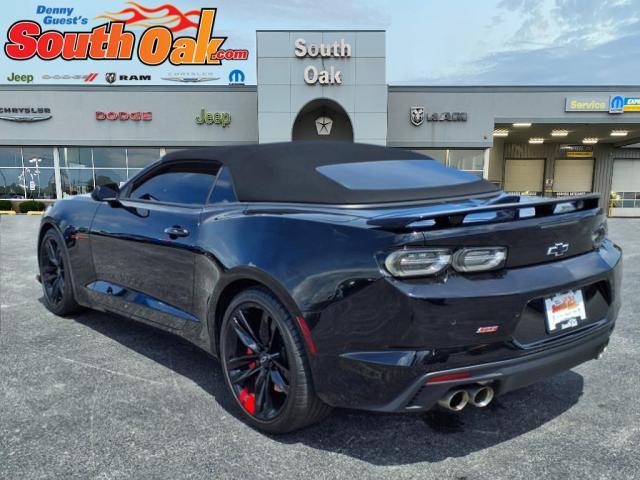 Photo of 2023 Black Chevrolet Camaro