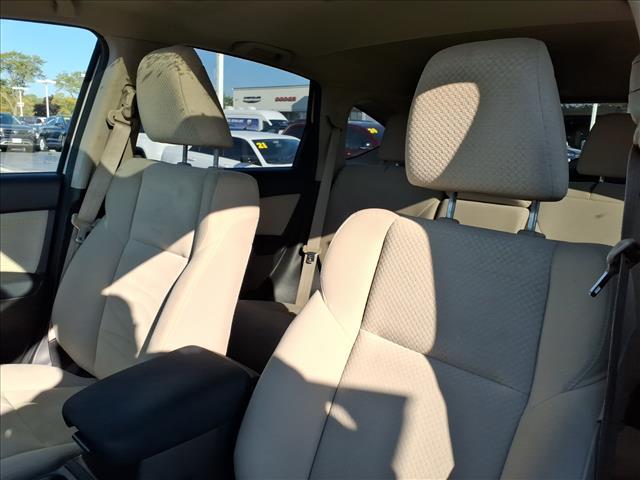 Photo of 2016 White Diamond Pearl Honda CR-V