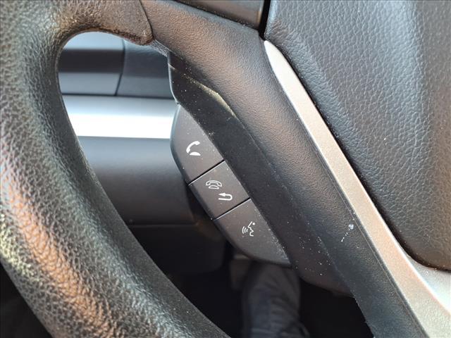 Photo of 2016 White Diamond Pearl Honda CR-V