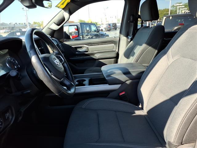 Photo of 2022 Diamond Black Crystal Pearlcoat RAM 1500
