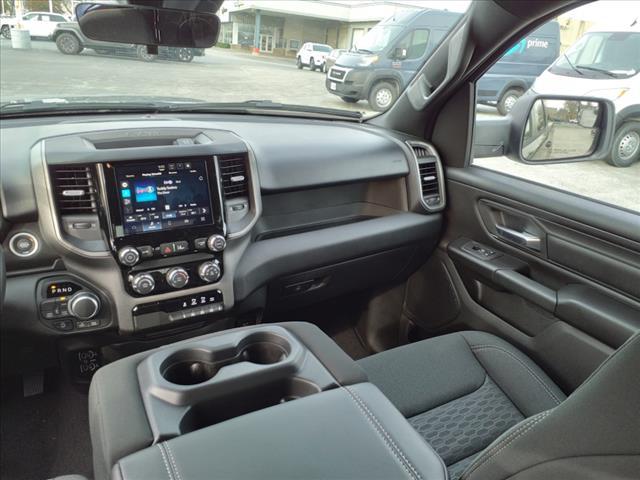 Photo of 2025 Diamond Black Crystal Pearlcoat RAM 1500