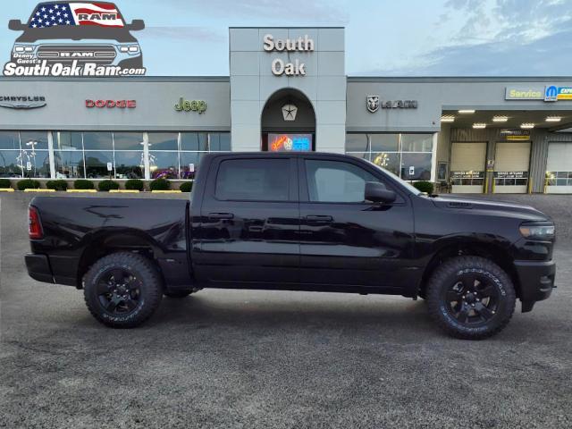 Photo of 2025 Diamond Black Crystal Pearlcoat RAM 1500