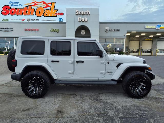 Photo of 2018 Bright White Clearcoat Jeep Wrangler Unlimited