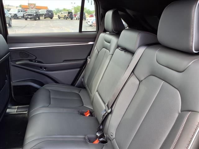 Photo of 2025 Fathom Blue Pearlcoat Jeep Wagoneer S