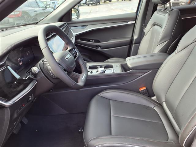 Photo of 2025 Fathom Blue Pearlcoat Jeep Wagoneer S