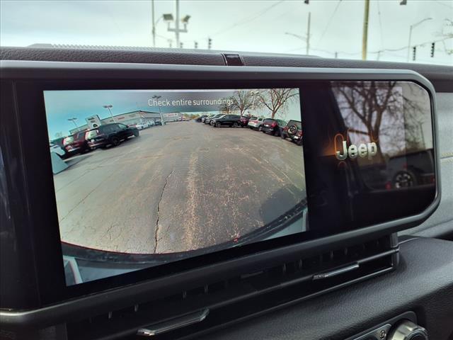 Photo of 2025 Granite Crystal Metallic Clearcoat Jeep Wrangler 4xe